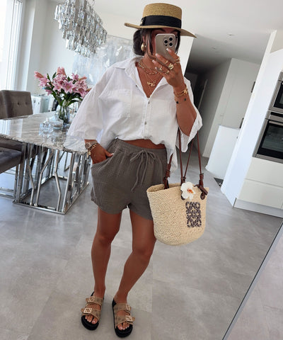 Musselin Shorts Taupe Ladypolitan ♡