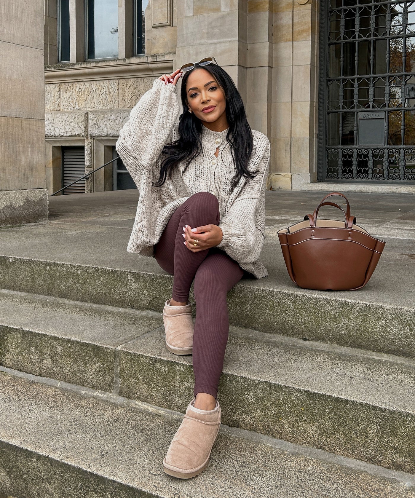 Oversize Strickjacke Jalsien Taupe Ladypolitan ♡