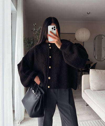 Oversize Strickjacke Jalsi Kurz Schwarz Ladypolitan ♡