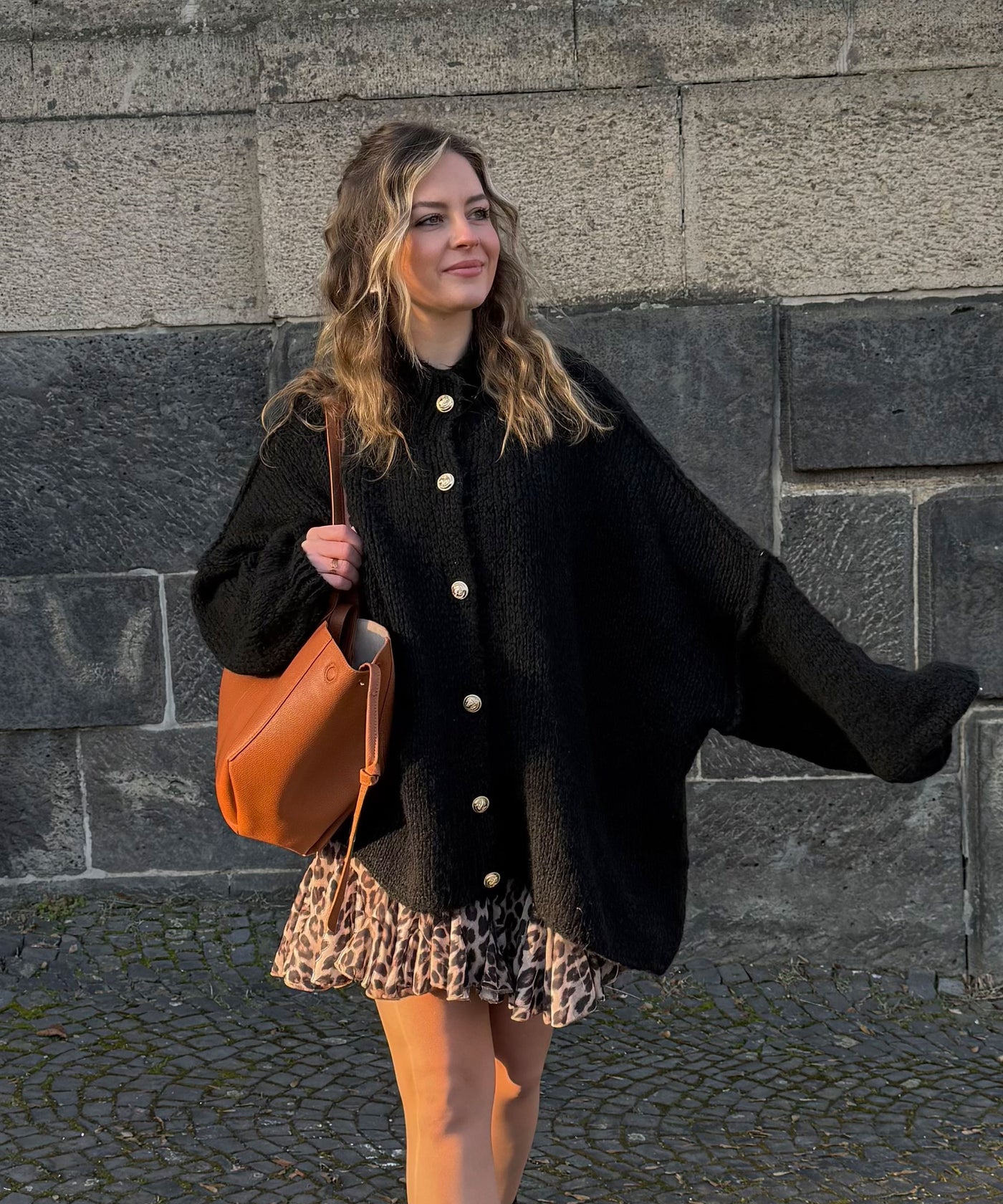 Oversize Strickjacke Jalsien Schwarz