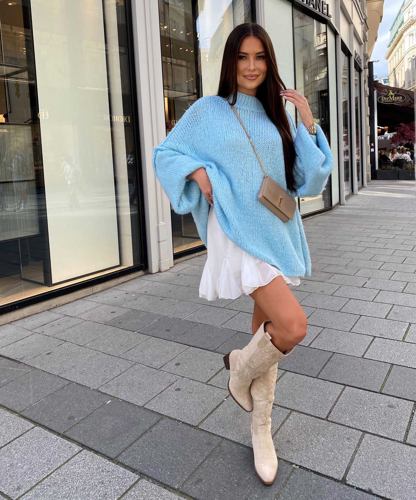 Oversize Pullover Nata Hellblau Ladypolitan ♡