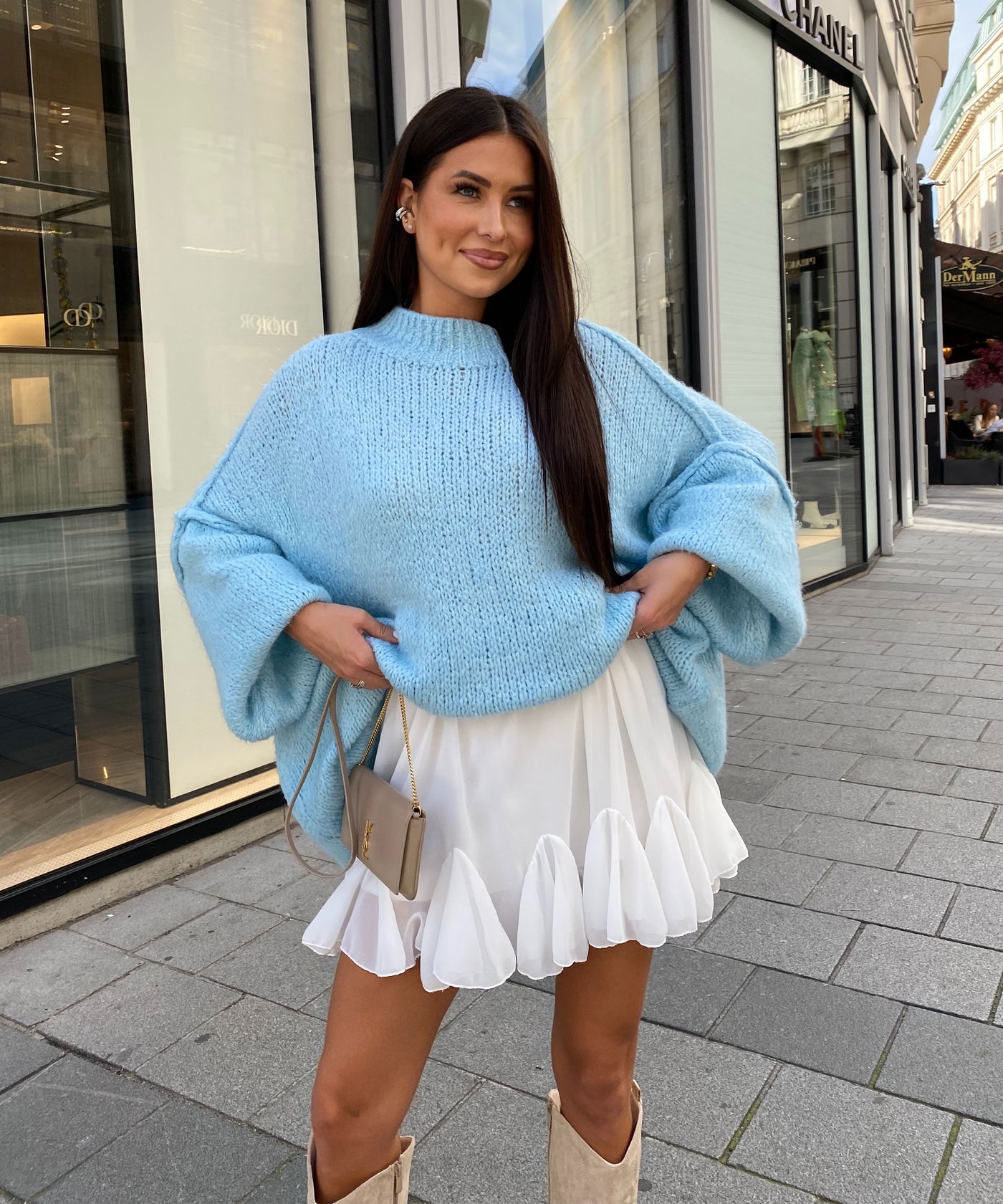Oversize Pullover Nata Hellblau Ladypolitan ♡