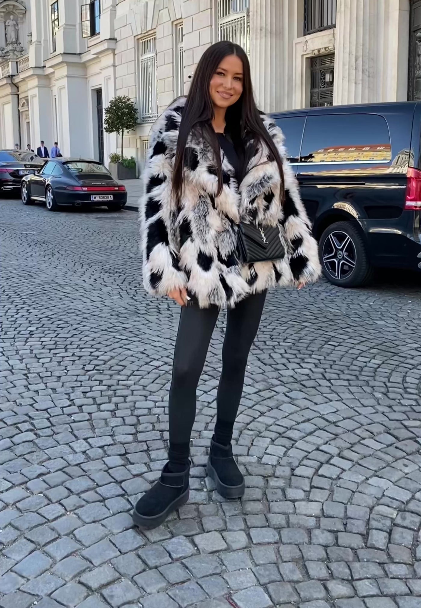 Felljacke Marina Weiß Schwarz Ladypolitan ♡