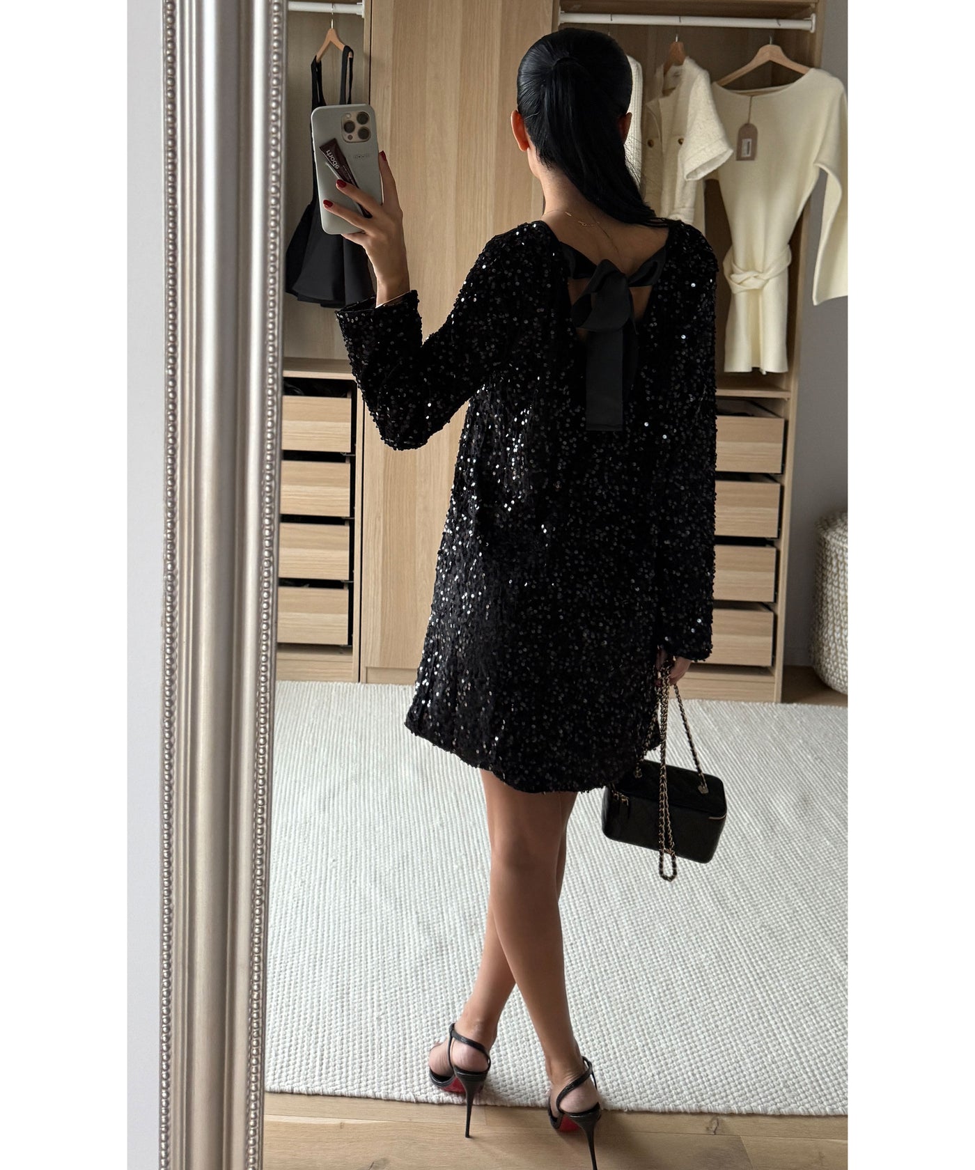 Pailletten Kleid Nessa Schwarz Ladypolitan ♡