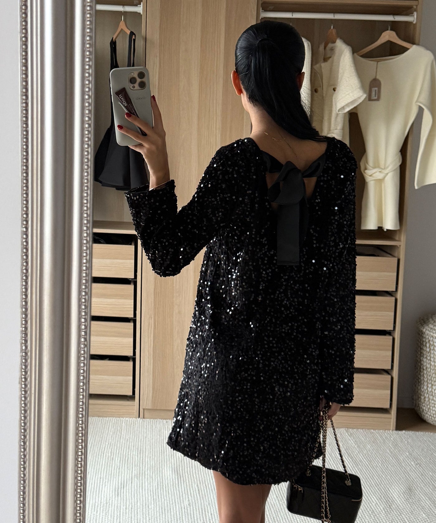 Pailletten Kleid Nessa Schwarz Ladypolitan ♡