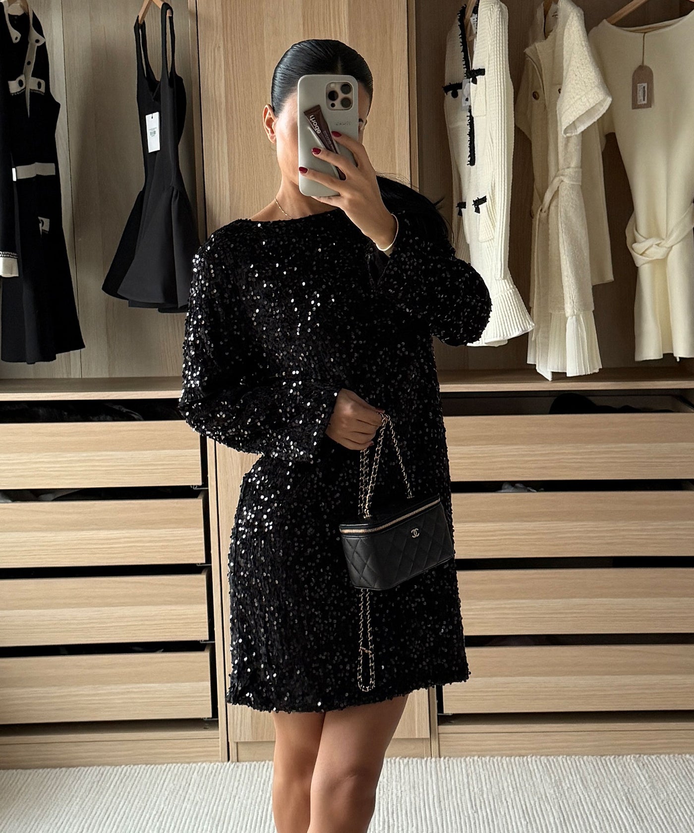 Pailletten Kleid Nessa Schwarz Ladypolitan ♡