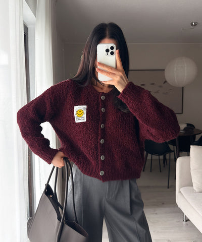 Boucle Cardigan Lalya Weinrot Ladypolitan ♡
