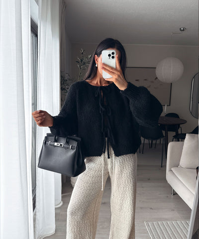 Cardigan Schleife Fia Schwarz Ladypolitan ♡