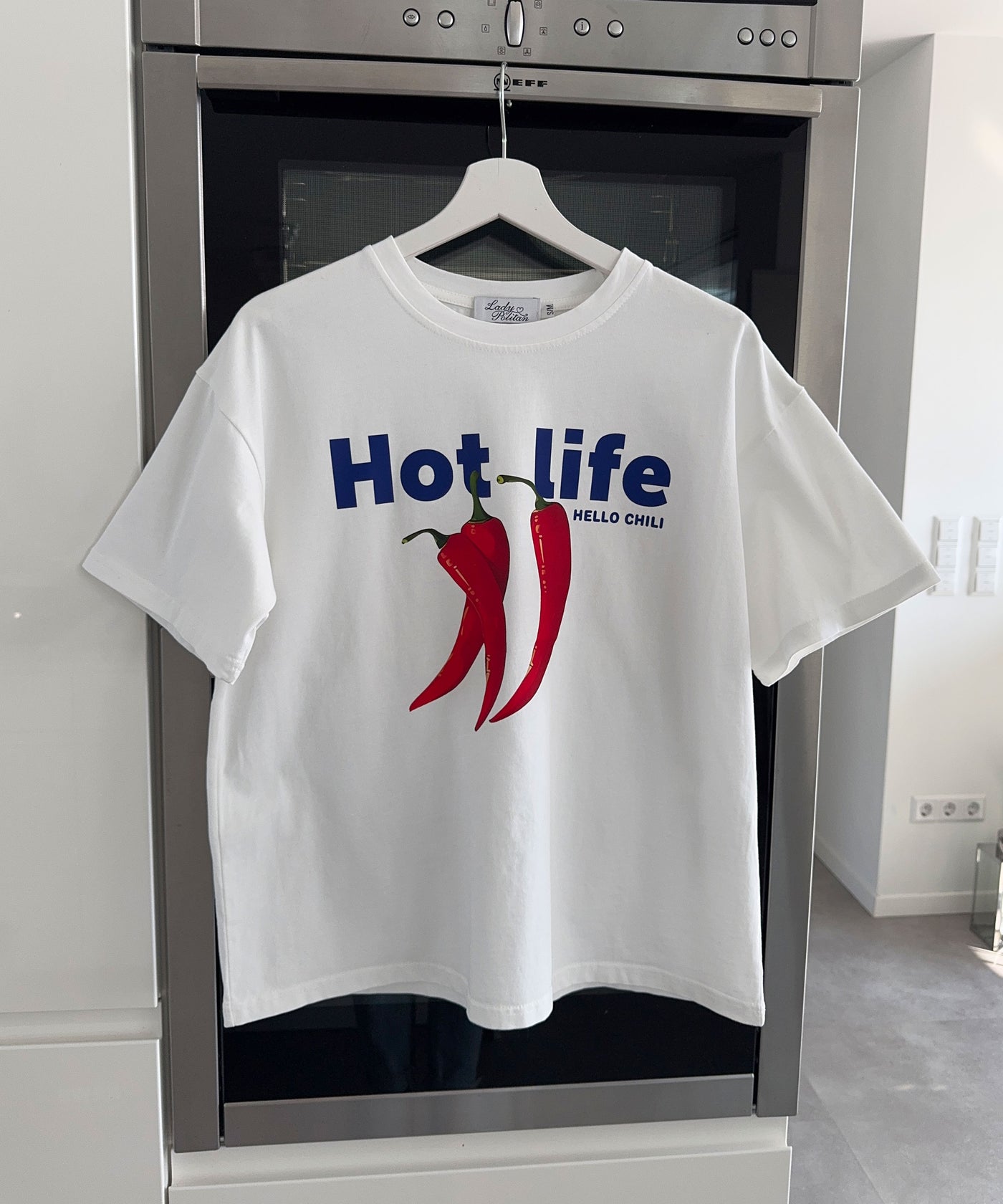 T-Shirt Hot Life Weiß Ladypolitan ♡