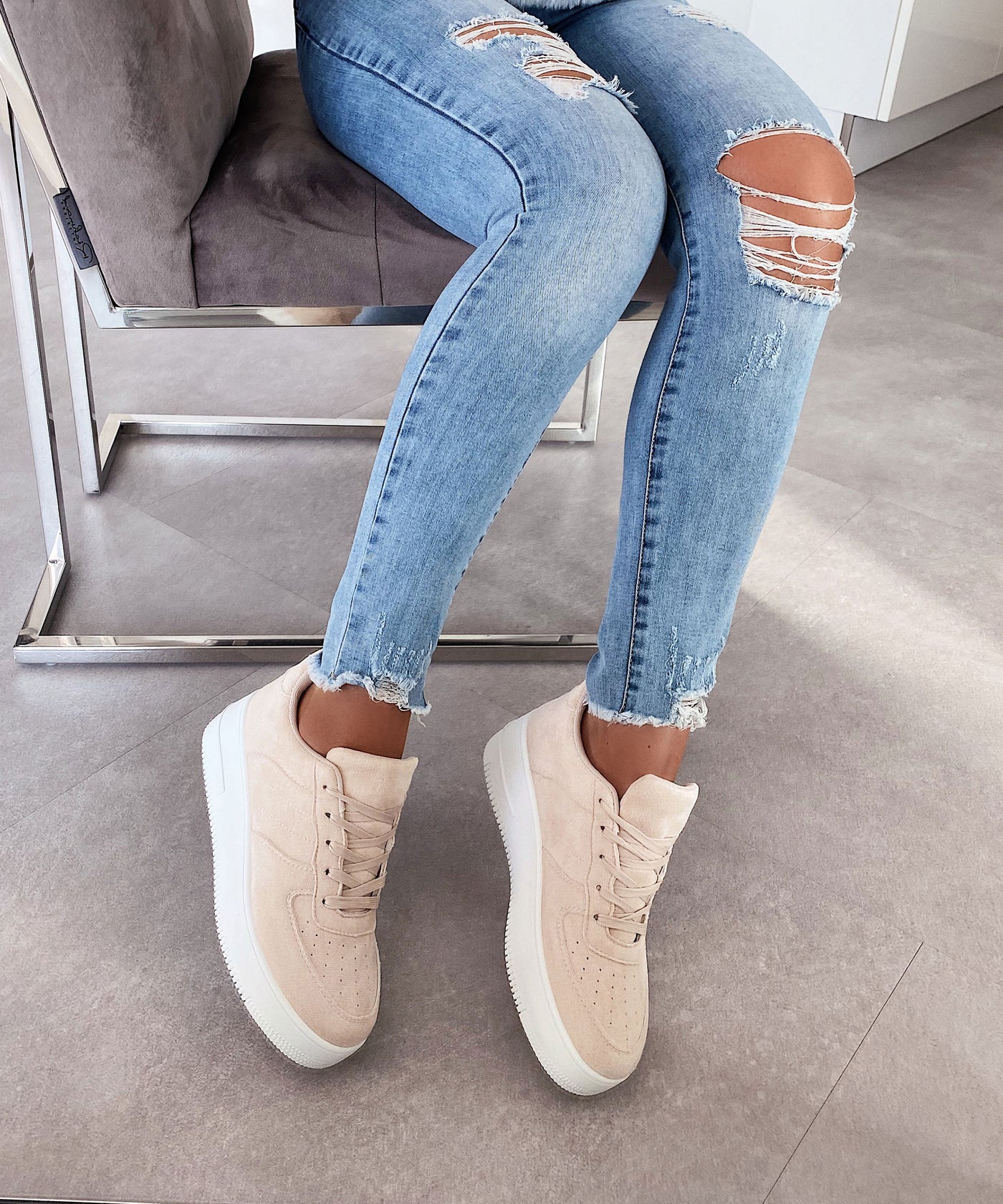 Sneaker Sarai Wildleder Beige  Ladypolitan - Fashion Onlineshop für Damen   