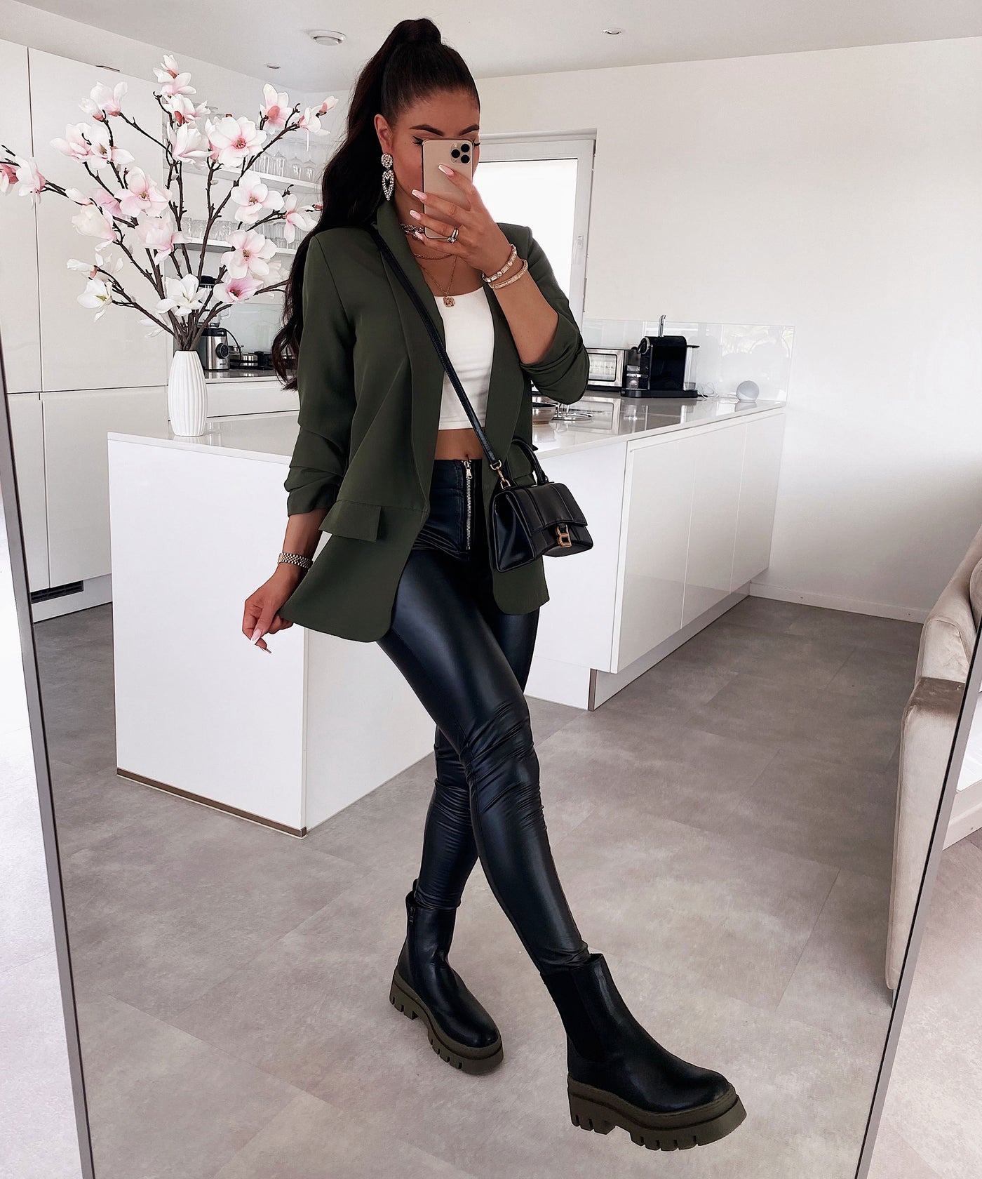 Blazer Mykonos Khaki  Ladypolitan - Fashion Onlineshop für Damen   