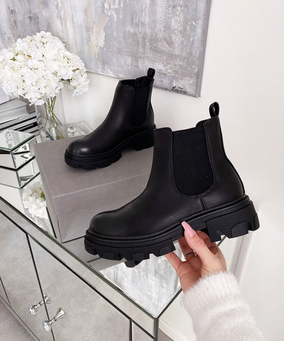 Boots Tatum Schwarz  Ladypolitan - Fashion Onlineshop für Damen   