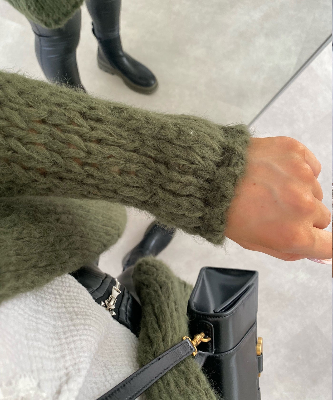 Cardigan Aina Khaki  Ladypolitan ♡   