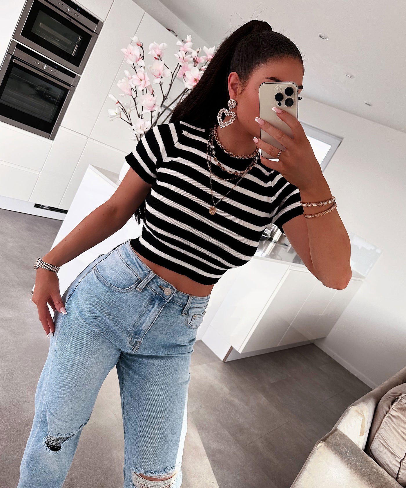 Crop T-Shirt Maite Schwarz  Ladypolitan ♡   