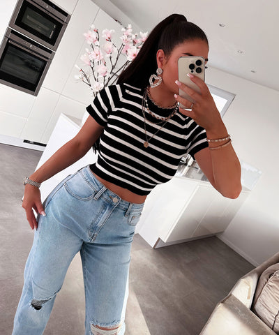Crop T-Shirt Maite Schwarz  Ladypolitan ♡   