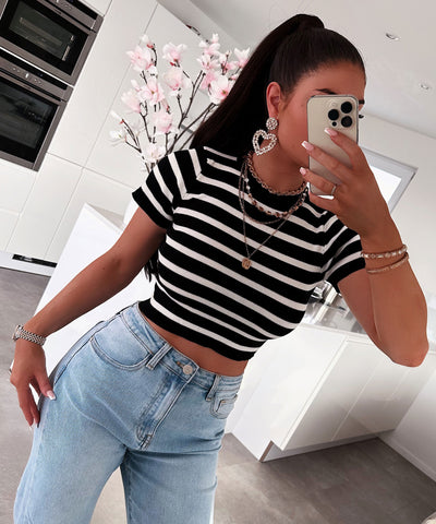Crop T-Shirt Maite Schwarz  Ladypolitan ♡   