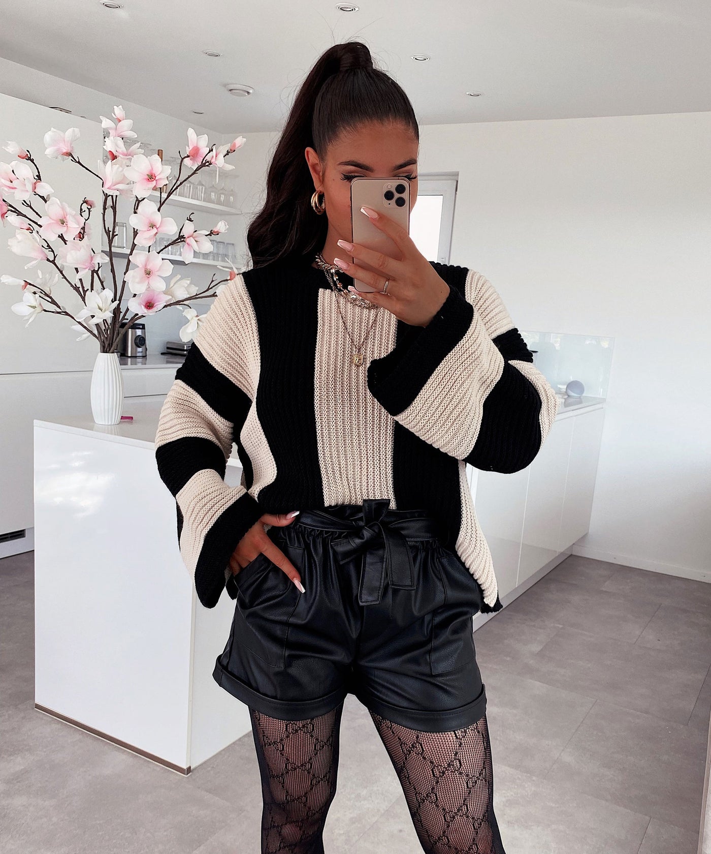 Leder Shorts Malaysia Schwarz  Ladypolitan - Fashion Onlineshop für Damen   