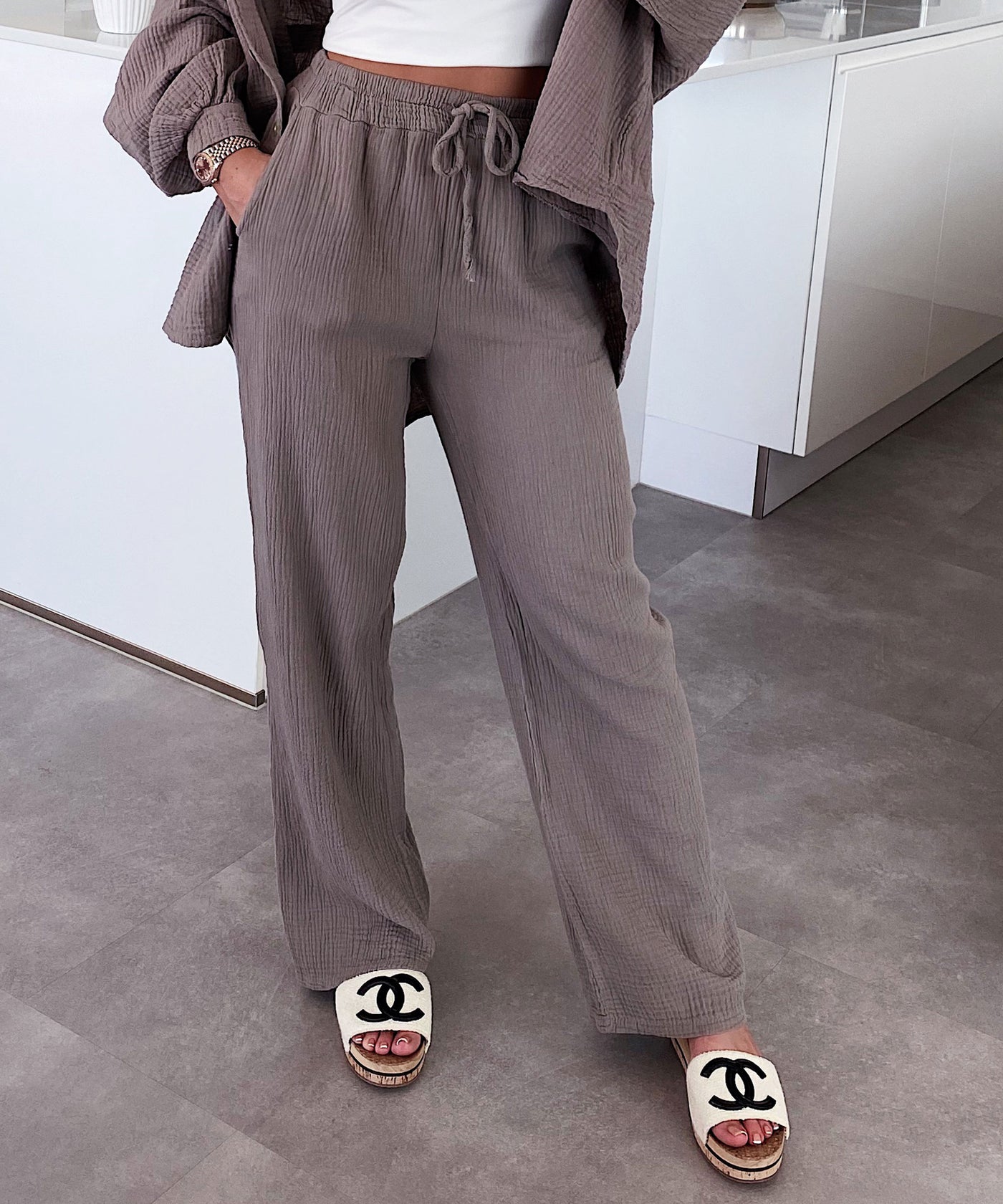 Musselin Hose Abril Taupe  Ladypolitan ♡   