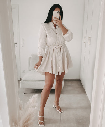 Musselin Kleid Daisy Beige  Ladypolitan - Fashion Onlineshop für Damen   