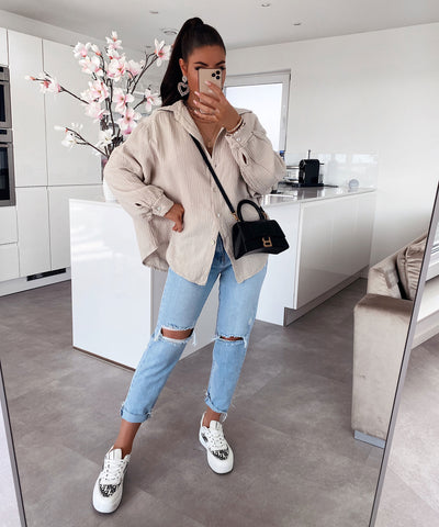 Oversize Musselin Bluse Freya Beige Kurz  Ladypolitan - Fashion Onlineshop für Damen   