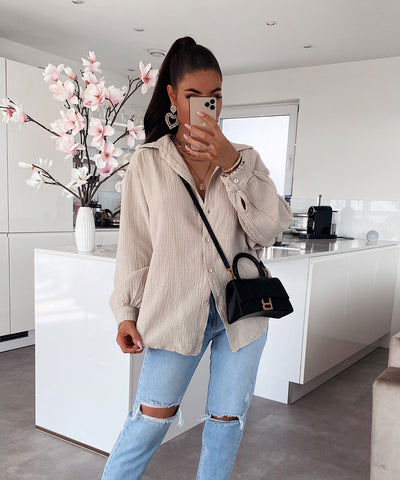 Oversize Musselin Bluse Freya Beige Kurz  Ladypolitan - Fashion Onlineshop für Damen   