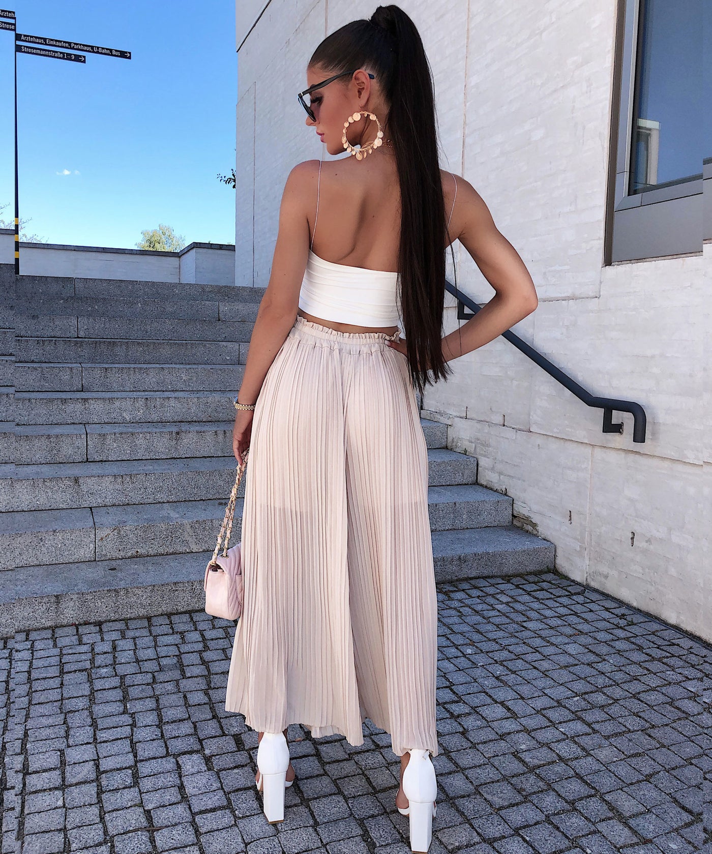 Plissee Hose Mira Beige  Ladypolitan - Fashion Onlineshop für Damen   
