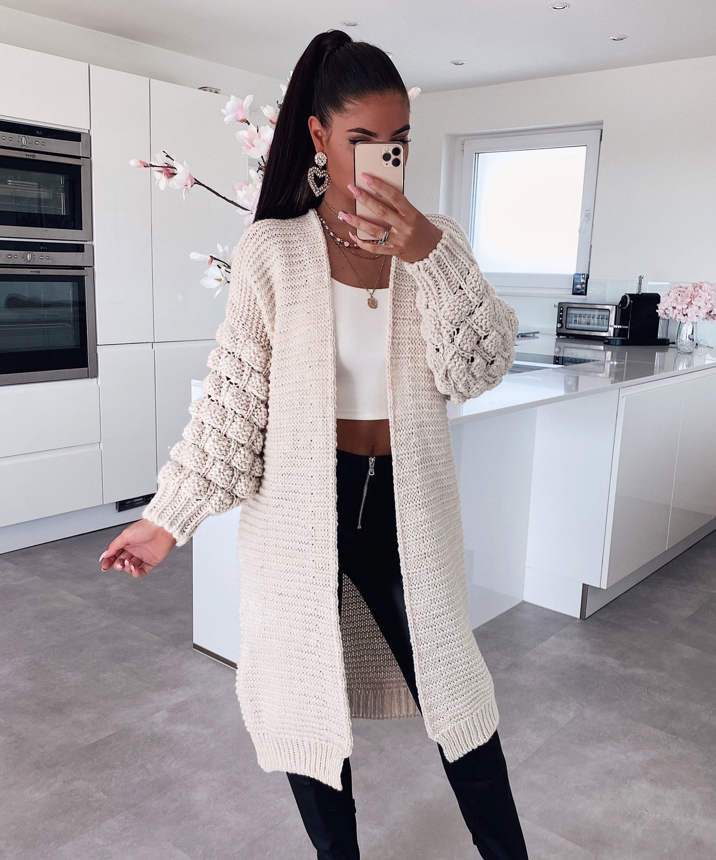 Strickjacke Cloudy Lang Beige  Ladypolitan - Fashion Onlineshop für Damen   