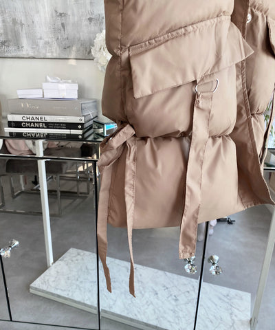 Weste Leslie Kurz Camel  Ladypolitan - Fashion Onlineshop für Damen   