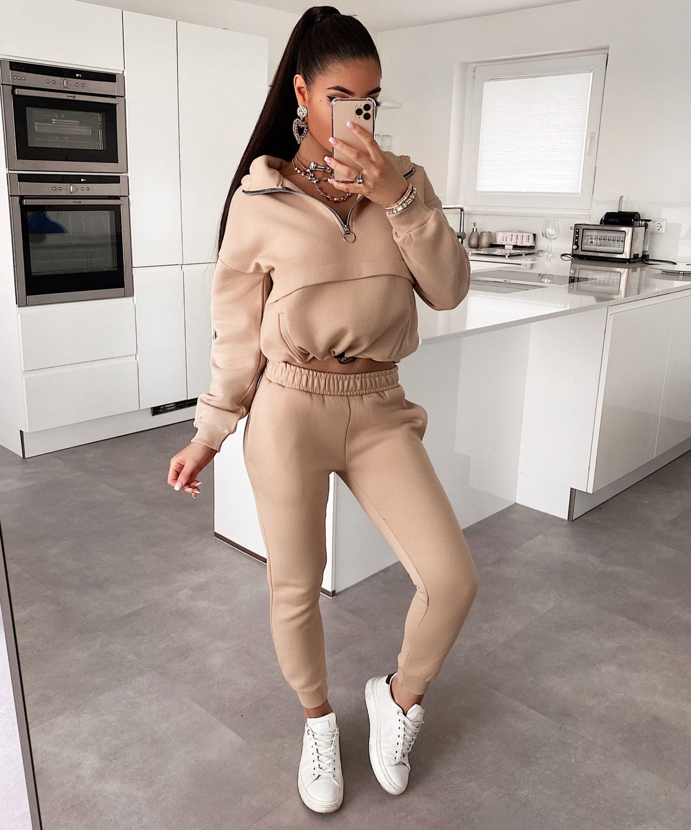 Jogger Set Hanna Beige  Ladypolitan - Fashion Onlineshop für Damen   