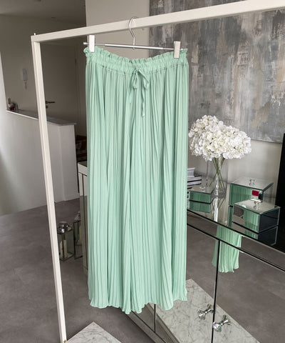 Plissee Hose Mira Mint  Ladypolitan - Fashion Onlineshop für Damen   